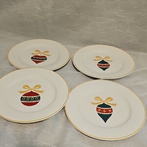 Gibson Holiday Ornament Dinner Plates - Set of 4